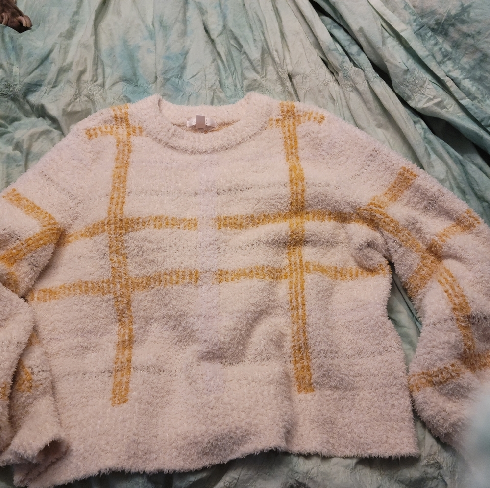 Lauren Conrad sweater